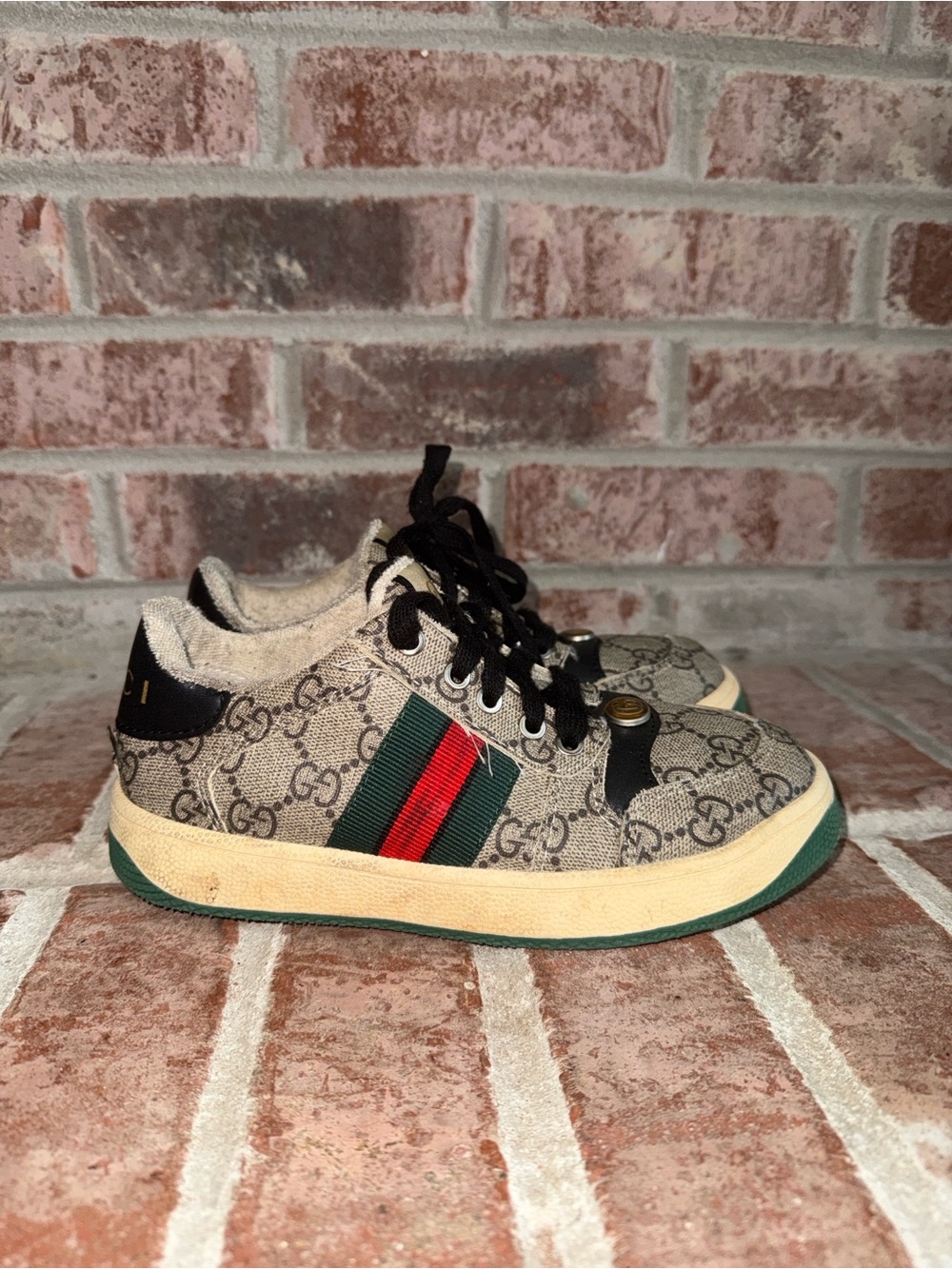 Gucci Kids Brown GG Canvas Sneaker with Red & Green Stripe 35EU size 3y US